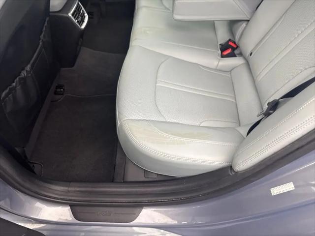 2023 Kia K5 EX