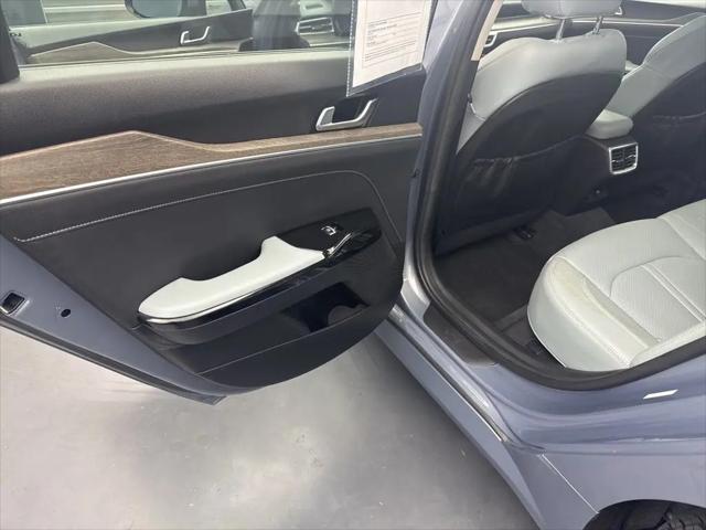2023 Kia K5 EX