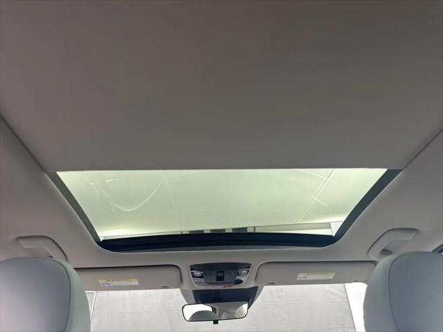 2023 Kia K5 EX