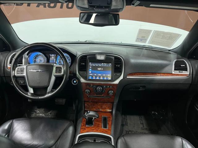 2012 Chrysler 300 Limited