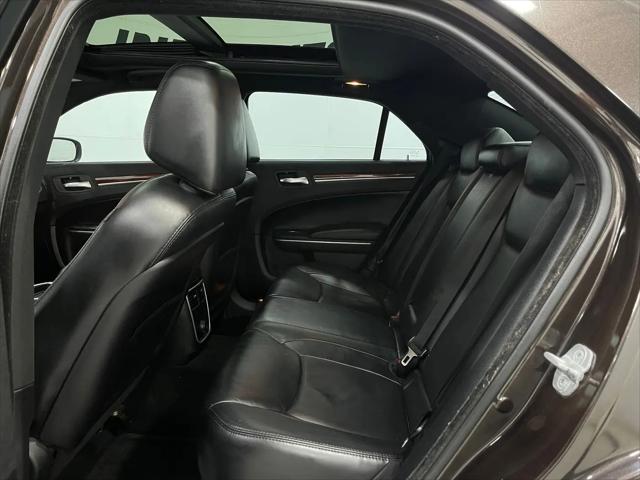2012 Chrysler 300 Limited