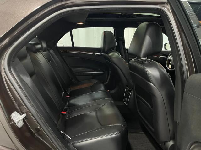 2012 Chrysler 300 Limited