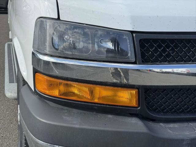 2024 Chevrolet Express Cargo Van RWD 2500 Regular Wheelbase WT