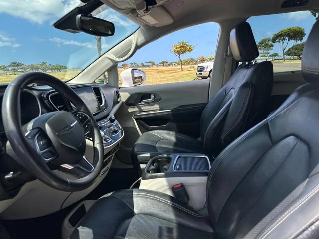 2022 Chrysler Pacifica Touring L