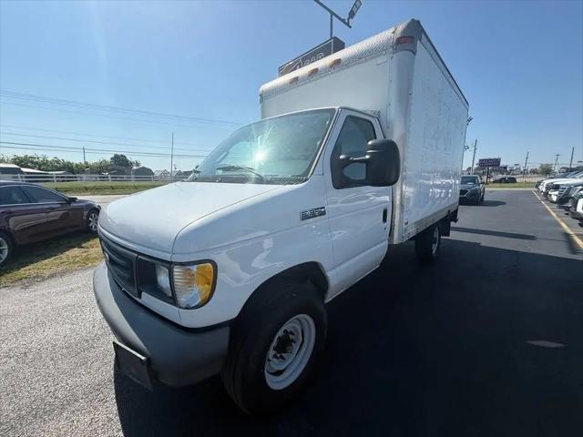 2006 Ford E-350 Cutaway E-350