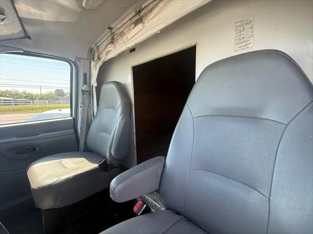2006 Ford E-350 Cutaway E-350