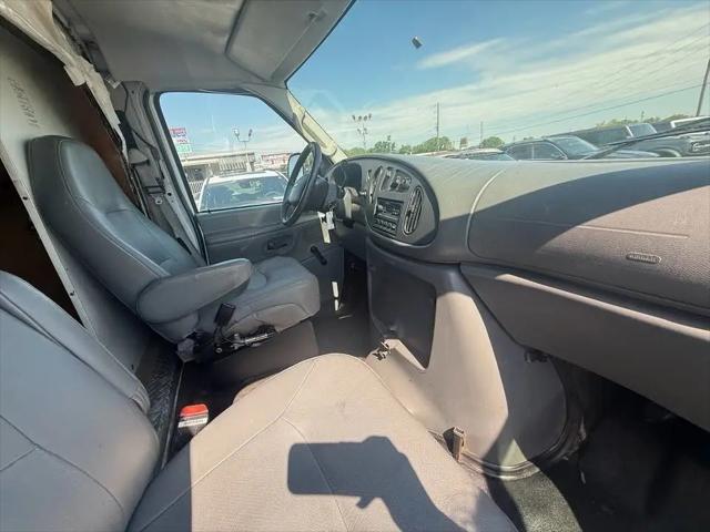 2006 Ford E-350 Cutaway E-350