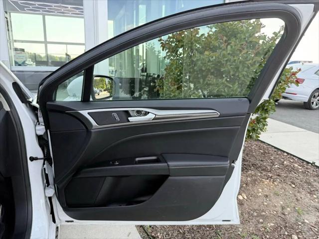 2018 Ford Fusion Hybrid SE