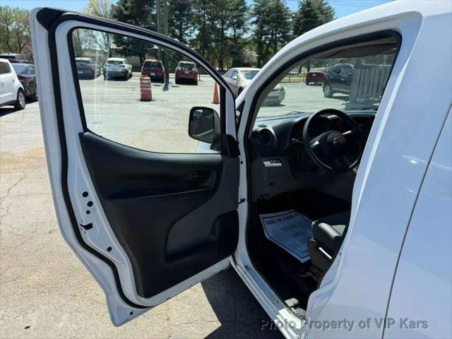 2017 Nissan NV200 S