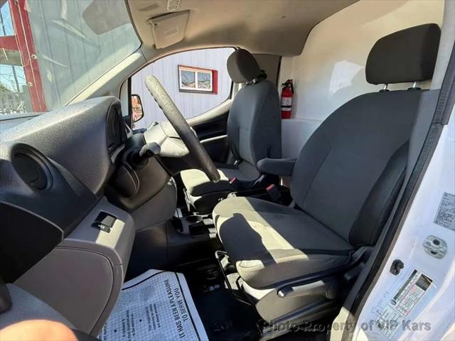 2017 Nissan NV200 S