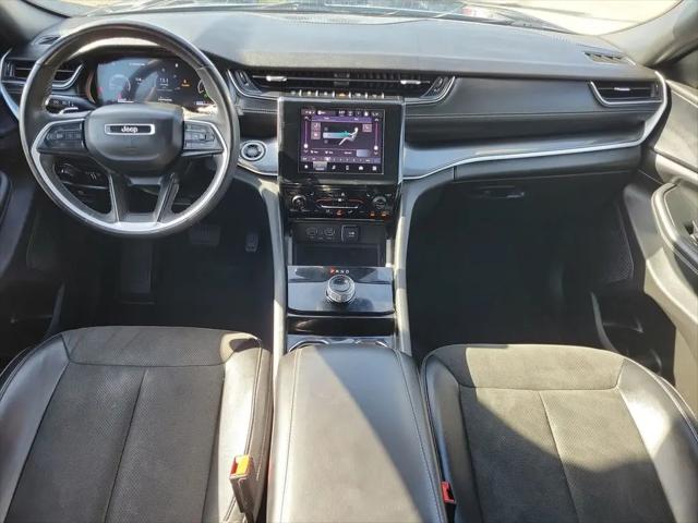 2023 Jeep Grand Cherokee L Altitude 4x4