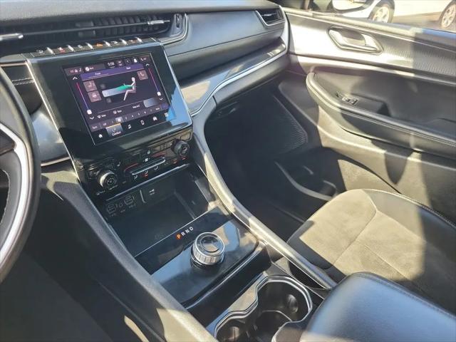2023 Jeep Grand Cherokee L Altitude 4x4