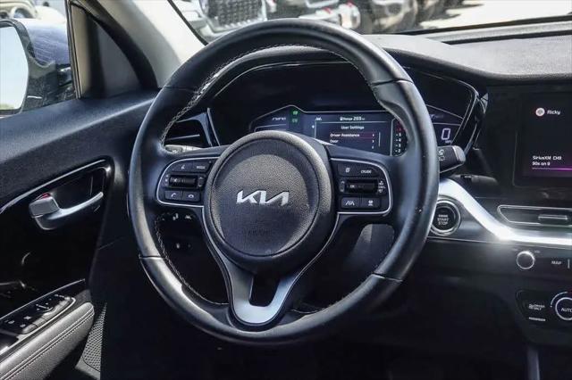 2022 Kia Niro Touring SE