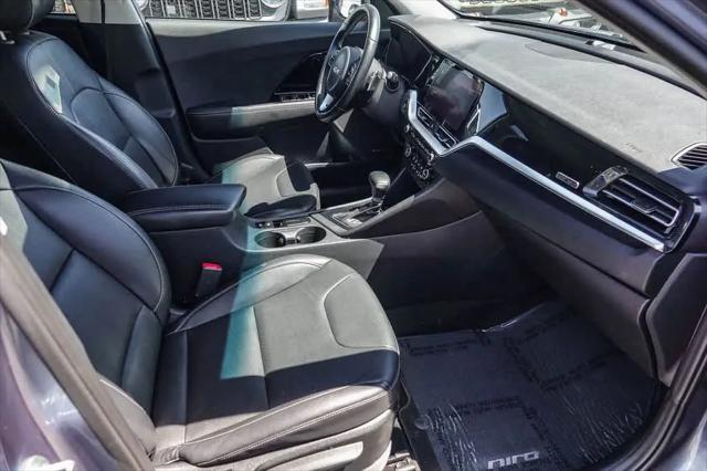 2022 Kia Niro Touring SE