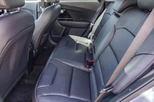 2022 Kia Niro Touring SE
