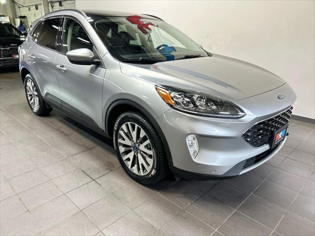 2022 Ford Escape Titanium