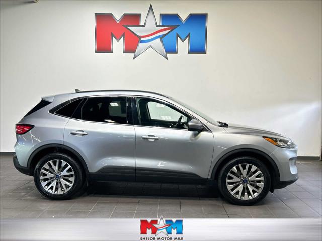 2022 Ford Escape Titanium