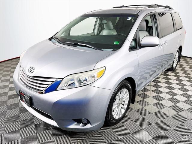 2015 Toyota Sienna XLE Premium 8 Passenger 2015 Toyota Sienna XLE Premium 8 Passenger