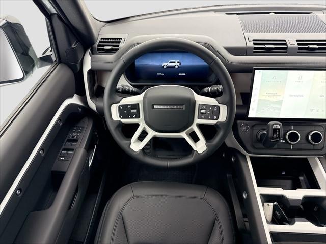 2026 Land Rover Defender P400 X-Dynamic SE