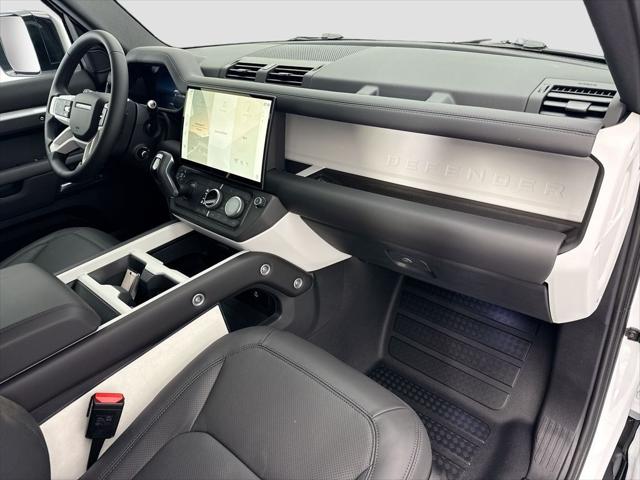 2026 Land Rover Defender P400 X-Dynamic SE