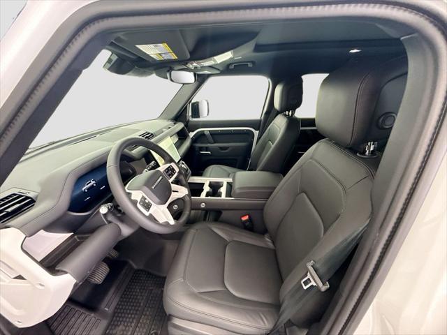 2026 Land Rover Defender P400 X-Dynamic SE