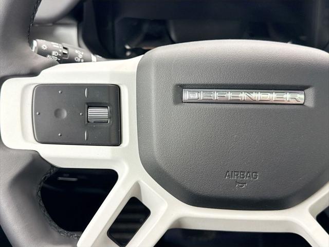 2026 Land Rover Defender P400 X-Dynamic SE