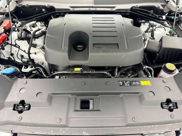 2026 Land Rover Defender P400 X-Dynamic SE