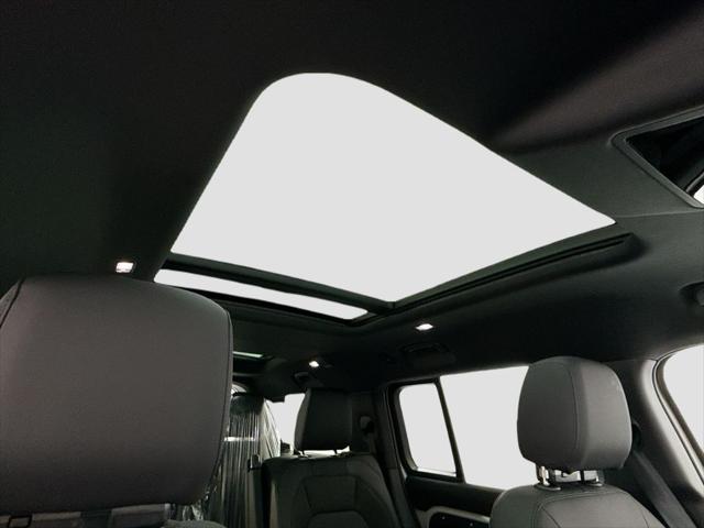 2026 Land Rover Defender P300 S