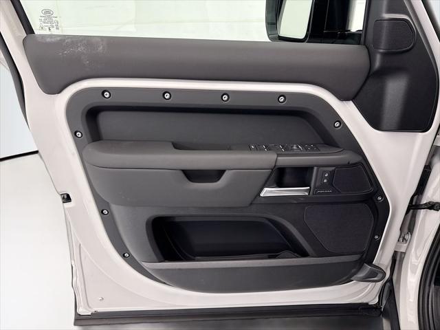 2026 Land Rover Defender P300 S