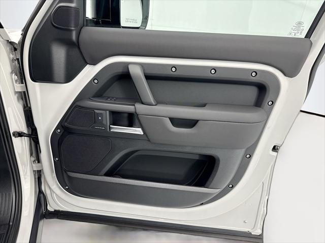 2026 Land Rover Defender P300 S