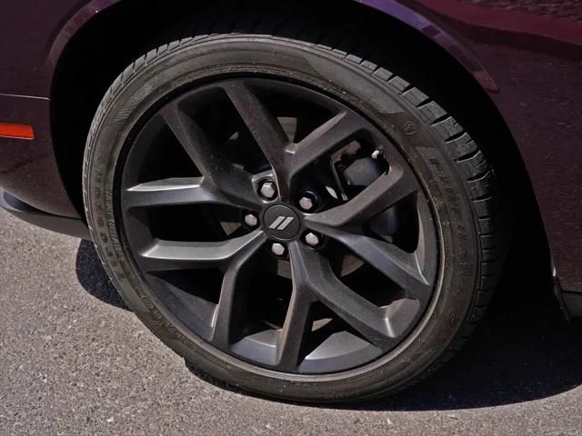 2022 Dodge Challenger SXT