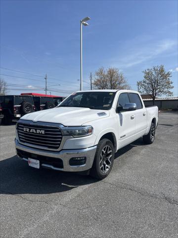 2025 RAM 1500 Laramie Crew Cab 4x4 57 Box