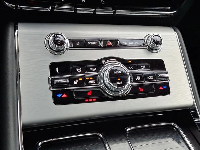 2023 Lincoln Aviator Standard