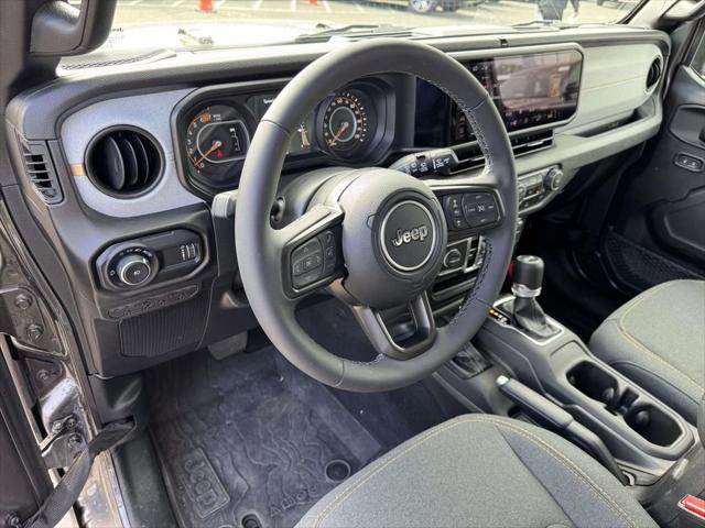 2025 Jeep Wrangler 4-Door Summit 4x4 2025 Jeep Wrangler 4-Door Summit 4x4