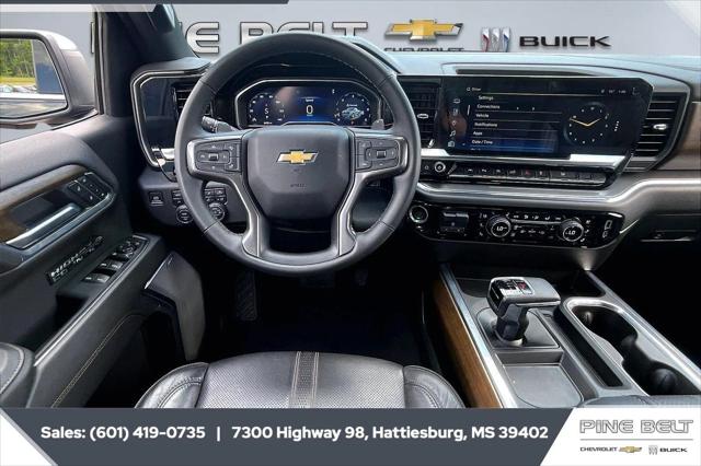 2023 Chevrolet Silverado 1500 4WD Crew Cab Short Bed High Country
