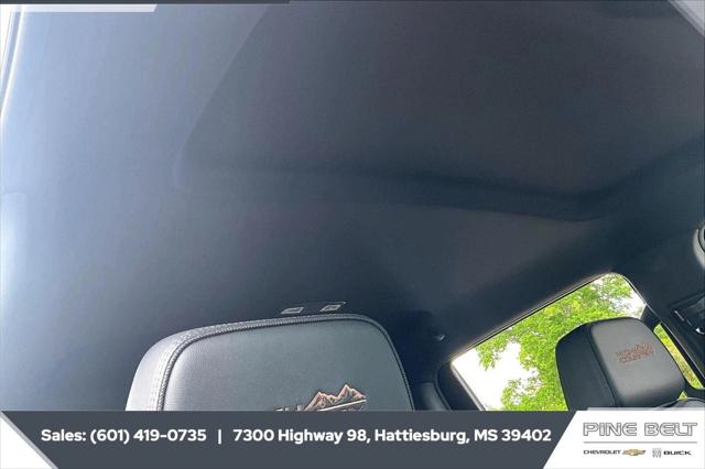 2023 Chevrolet Silverado 1500 4WD Crew Cab Short Bed High Country