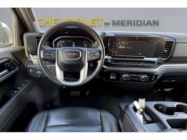2024 GMC Sierra 1500 4WD Crew Cab Short Box SLT