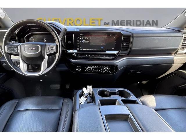 2024 GMC Sierra 1500 4WD Crew Cab Short Box SLT