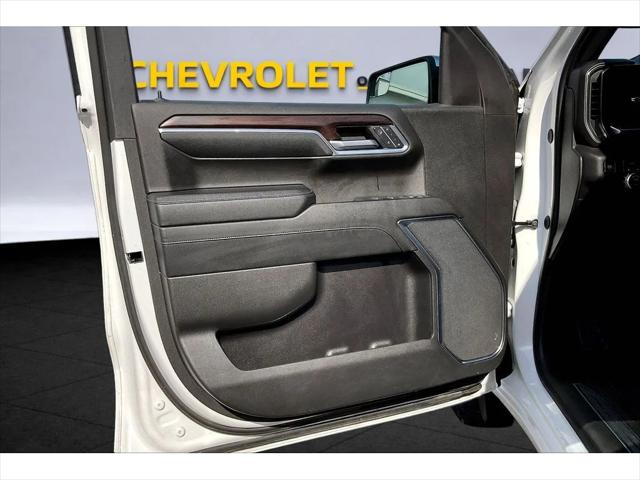 2024 GMC Sierra 1500 4WD Crew Cab Short Box SLT