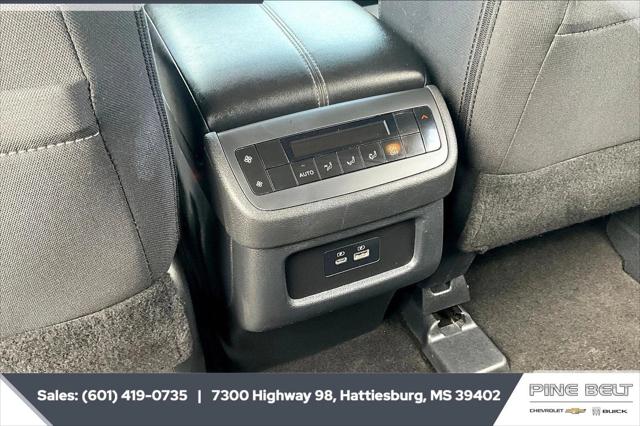 2025 Nissan Pathfinder SV FWD