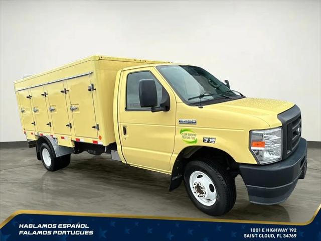 2022 Ford E-450 Cutaway Base