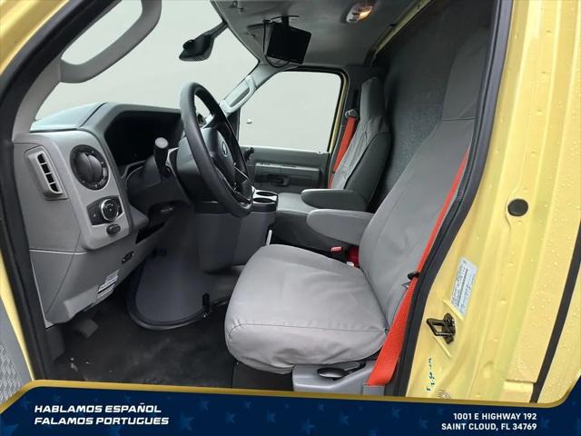 2022 Ford E-450 Cutaway Base