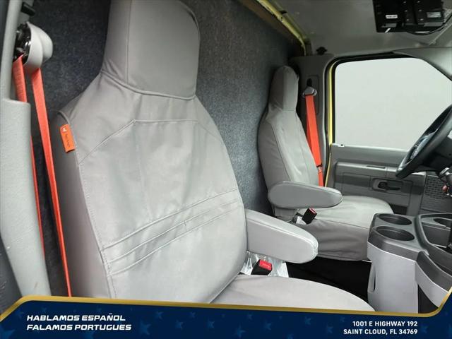 2022 Ford E-450 Cutaway Base