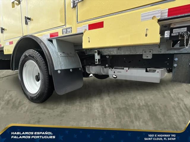 2022 Ford E-450 Cutaway Base