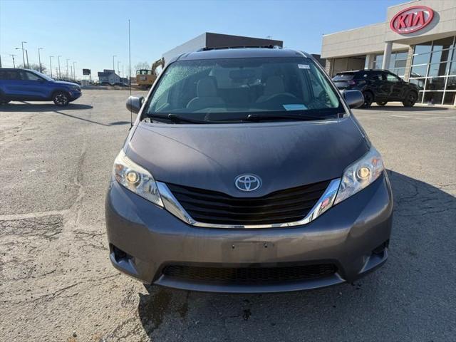 2013 Toyota Sienna LE V6 8 Passenger 2013 Toyota Sienna LE V6 8 Passenger