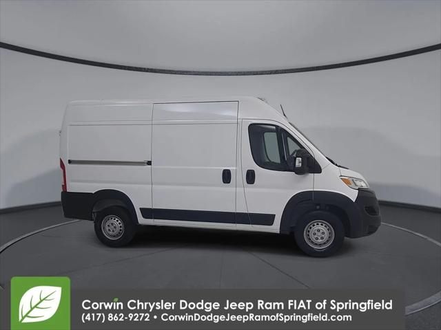 2025 Ram ProMaster 2500 Cargo Van Tradesman High Roof 136" WB w/Pass Seat