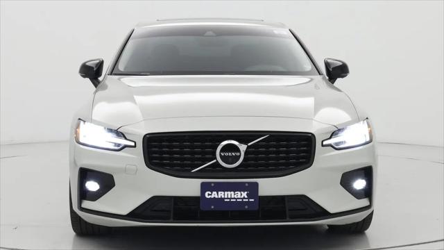 2022 Volvo S60 B5 Inscription