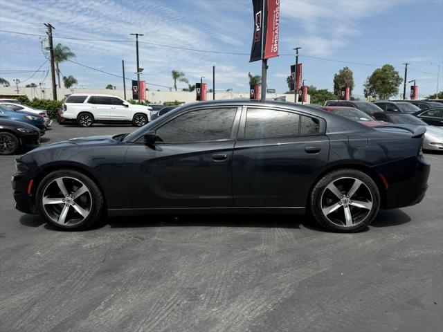 2017 Dodge Charger SXT RWD