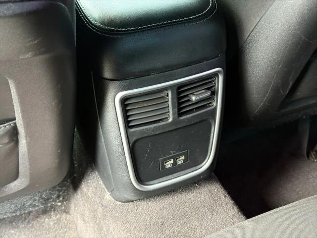2017 Dodge Charger SXT RWD