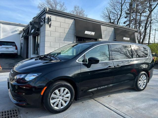 2021 Chrysler Voyager L for sale in Metuchen, NJ